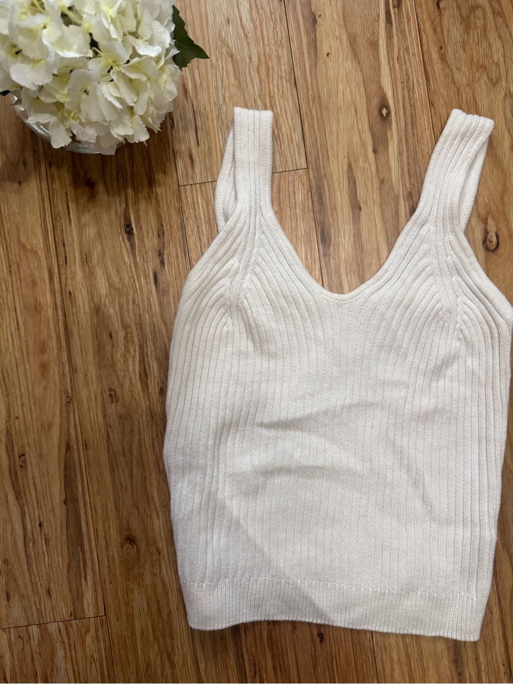 Boutique Women's Cream Ribbed Knit Tank Top